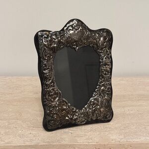 Ornate Vintage Silver Heart-Shaped Picture Frame